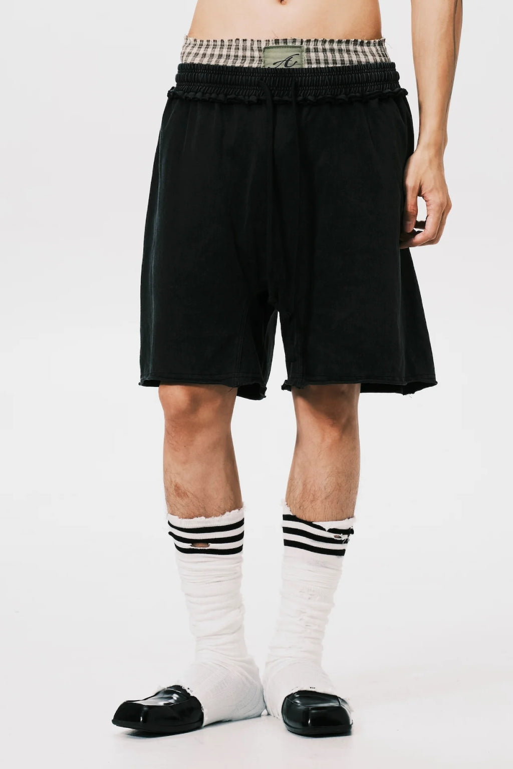 WASHED SWEAT SHORTS BLACK