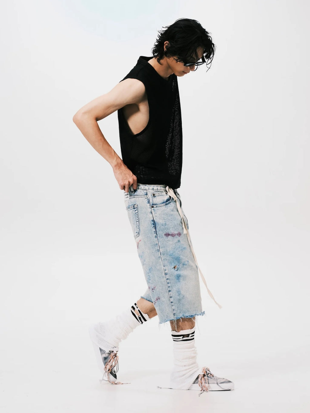 SKETCH DENIM SHORTS  LIGHT BLUE