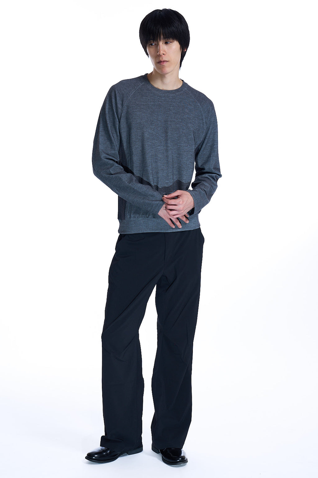 KNIT  GRAY