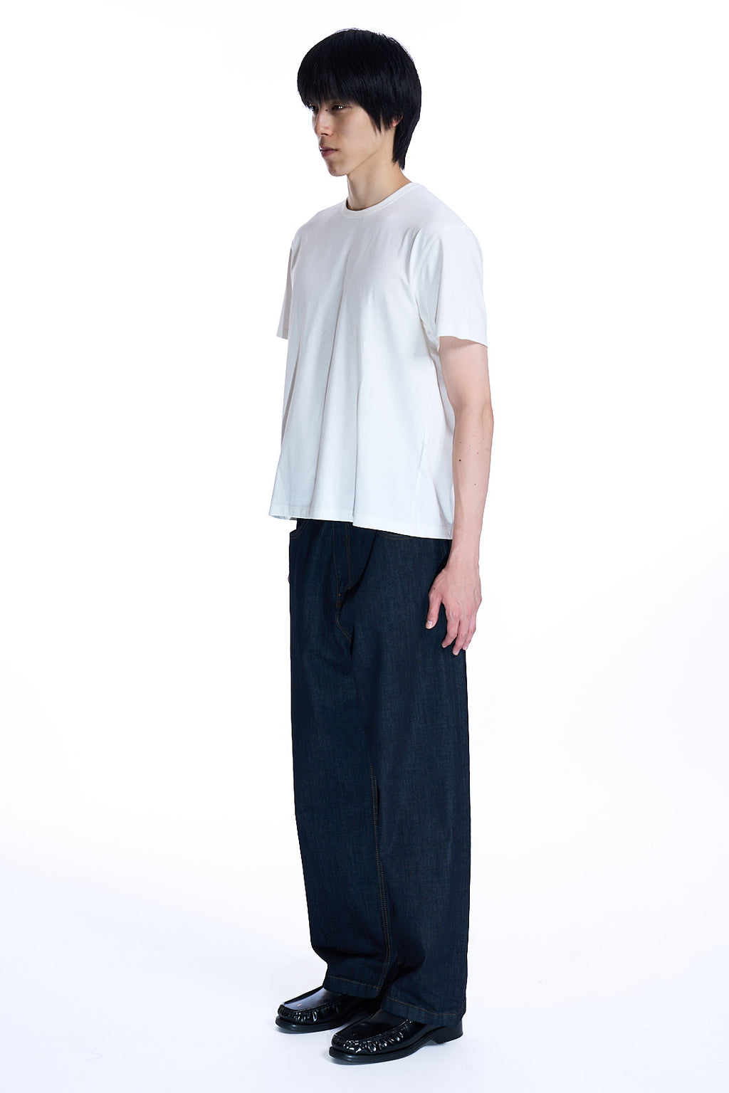 CHAIN STITCH POINTED CROP
T-SHIRT  OFF WHITE