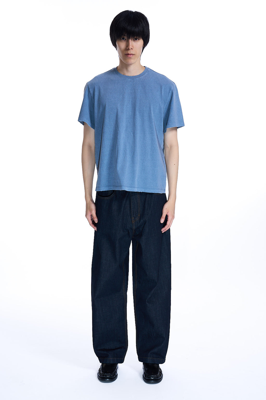 DAMAGED COLOR DYED CROP
T-SHIRT WASHED BLUE