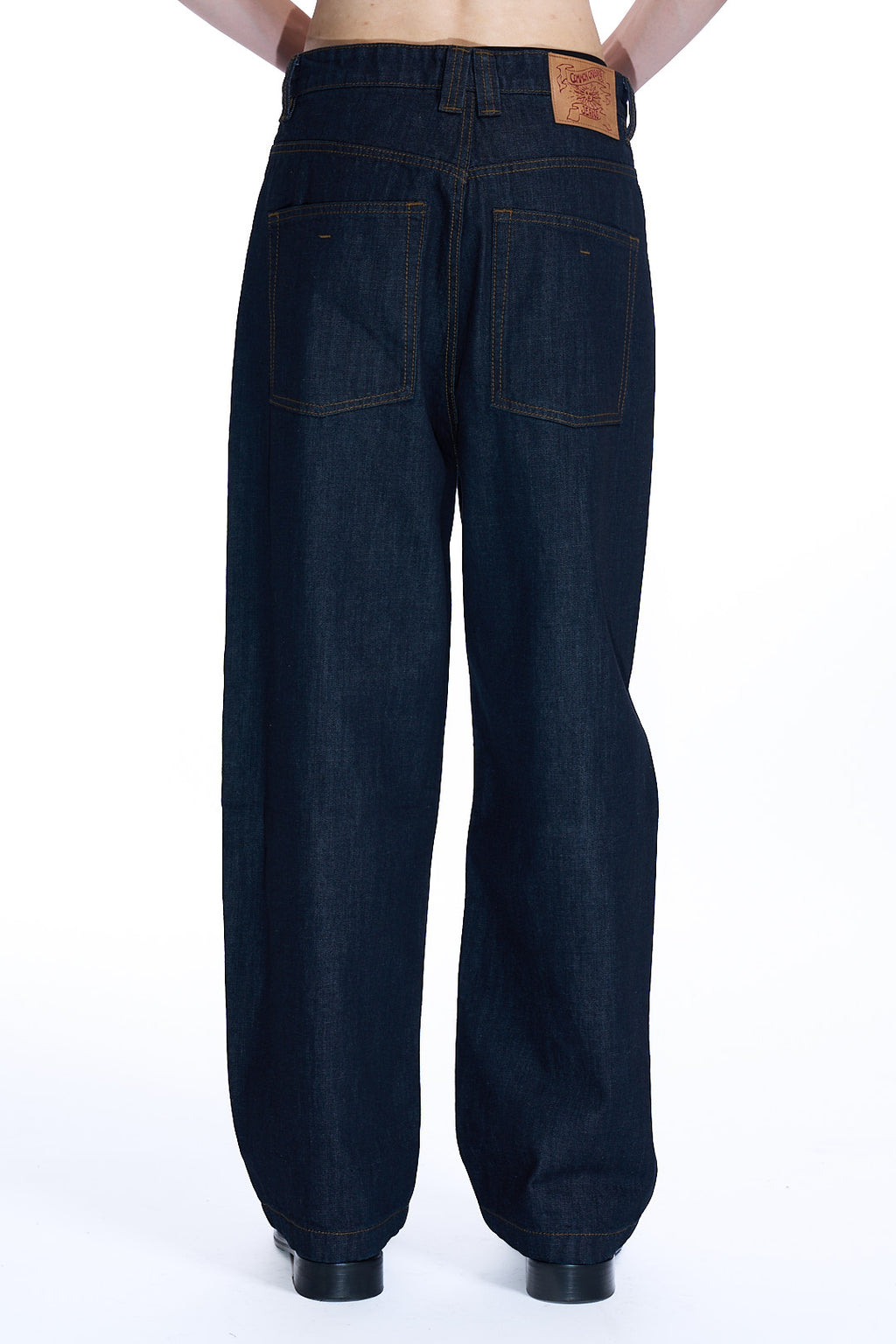 INDIGO BLUE WASHED BAGGY
FIT JEANS  INDIGO