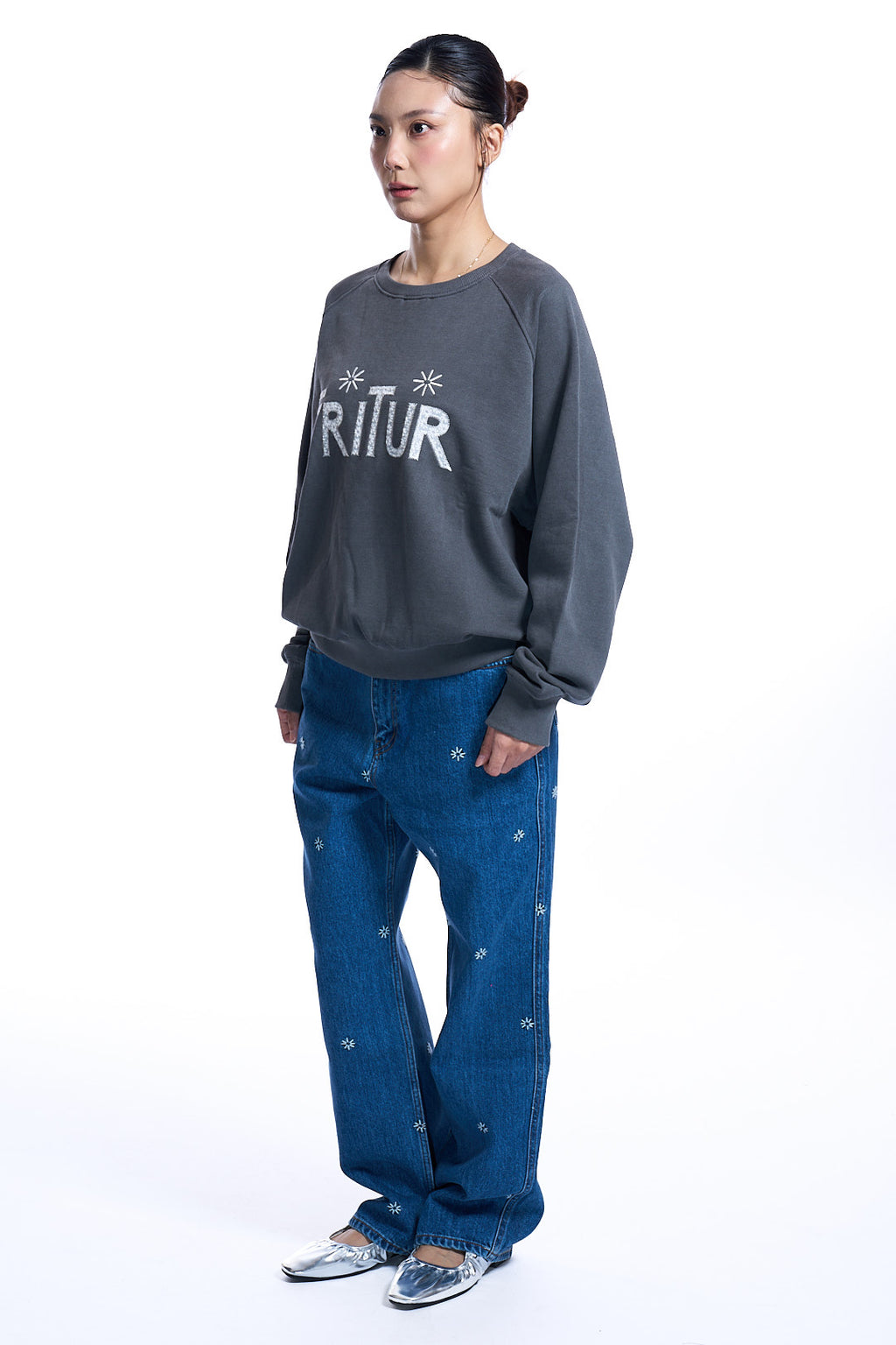 Embroidery Patch Sweatshirt GREY